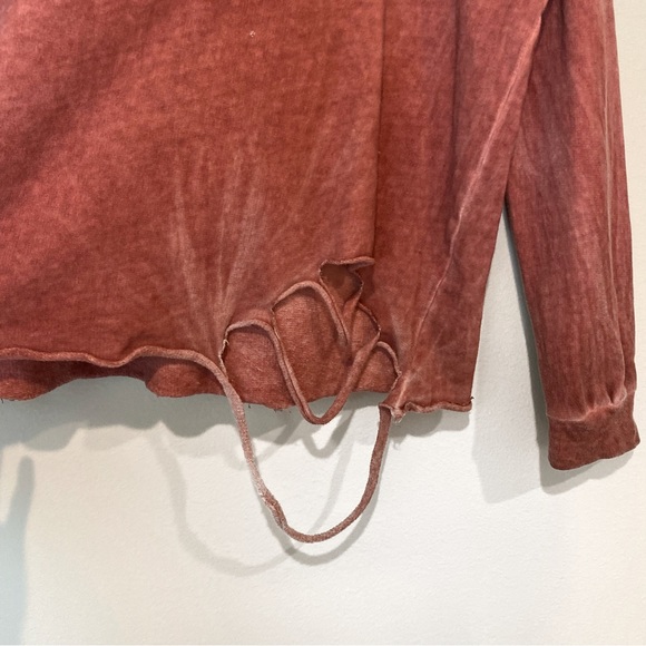 POL Distressed Boho Aztec Sweatshirt Size Medium - Picture 5 of 12